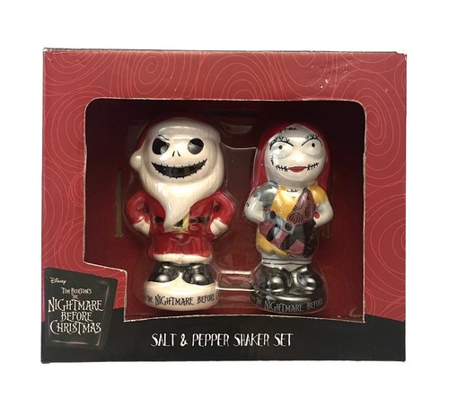 DISNEY Nightmare Before Christmas Jack And Sally Christmas Salt & Pepper Shaker 