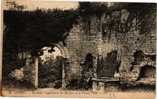 Old postcard GISORS - Enceinie Supérieure du Dunjon et le Vieux Well (182111)