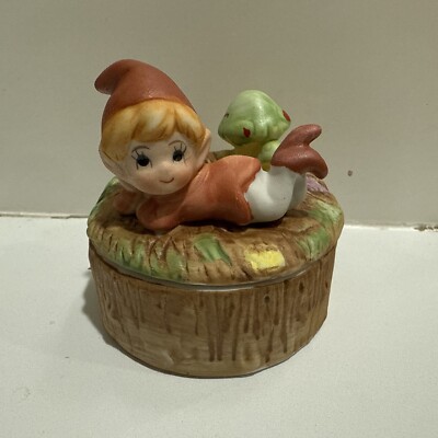 Vintage Homco 5404 Taiwan Pixie Gnome Elf Mushroom Ceramic Lidded Trinket Box