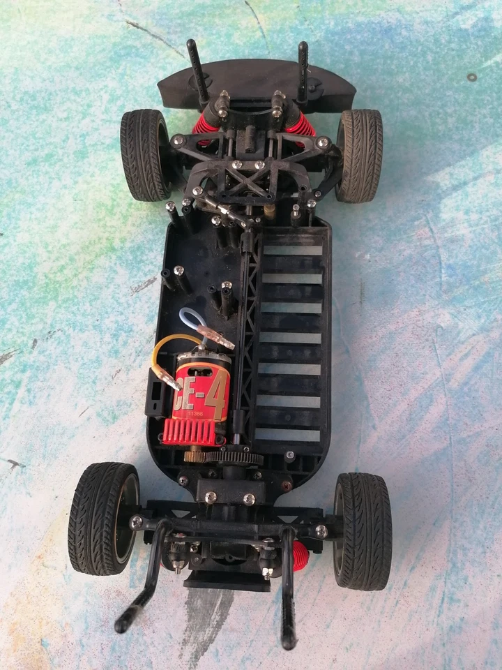 Carson Porsche mit CE4 Chassis RC Ferngesteuert  - Bild 2 von 4