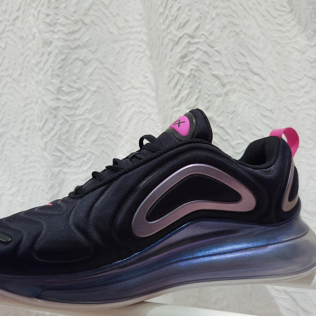 Nike Air Max SE Black Laser Fuchsia- Size 7 |