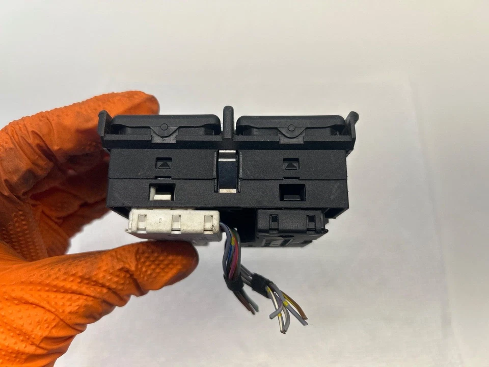 INTERRUPTOR VENTANA MAESTRO OEM 1986-87 88 89 90 91 92 93 94 95 BMW 735I 735IL 1379075 Foto 3 de 4