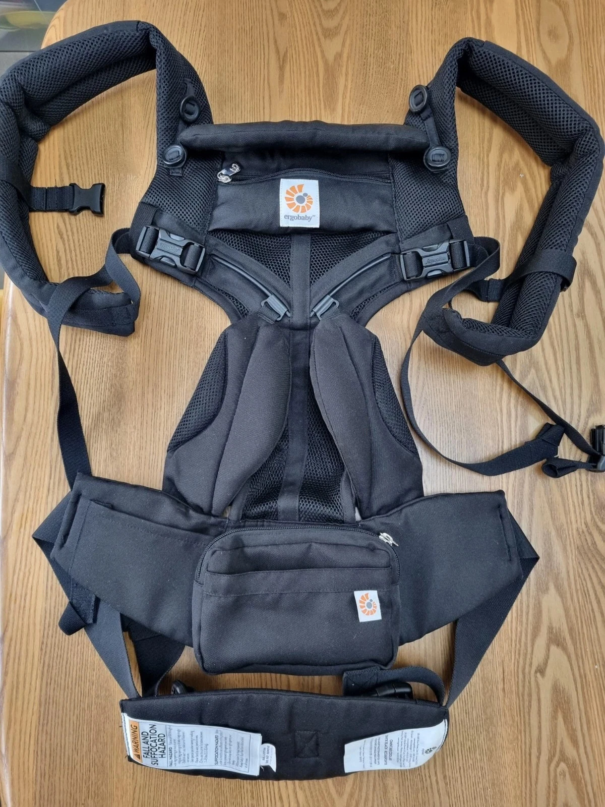 Ergobaby BCS360PONYX Omni 360 Cool Air Baby Carrier - Onyx Black
Opens in a new window or tab
