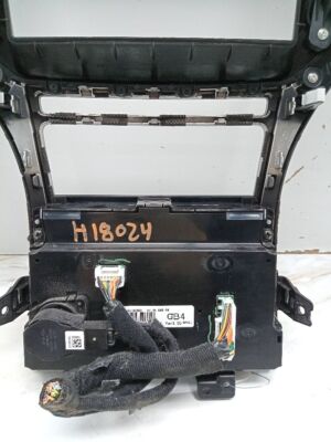 Used A/C Selector Switch fits: 2016 Hyundai Azera navigation ID 972503VGB0 Grade