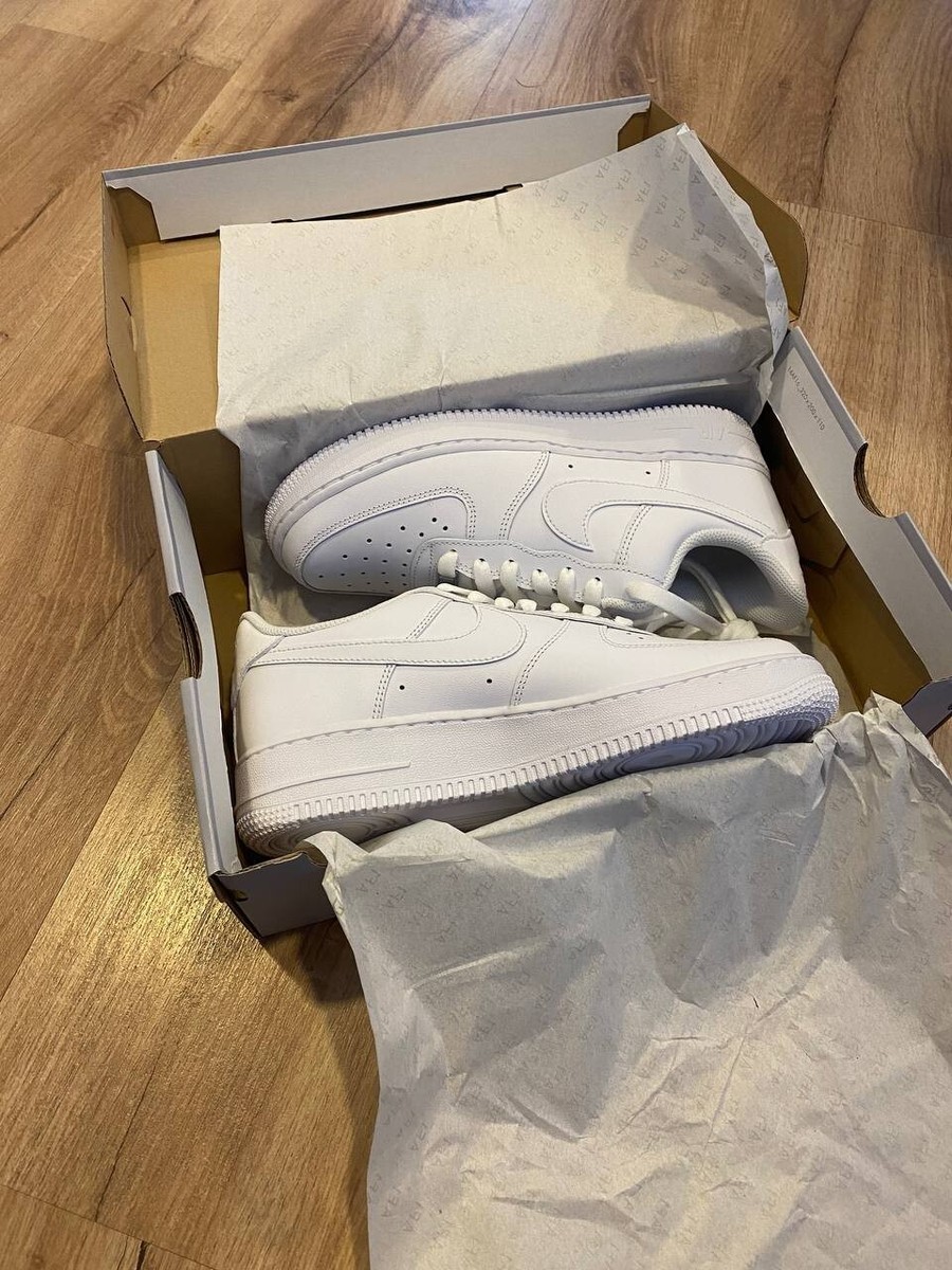 white nike air force 1 size 6