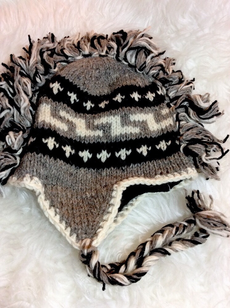 NWOT Mohawk Hand Knit Wool Gray Black and Off White Hat  display picture 1