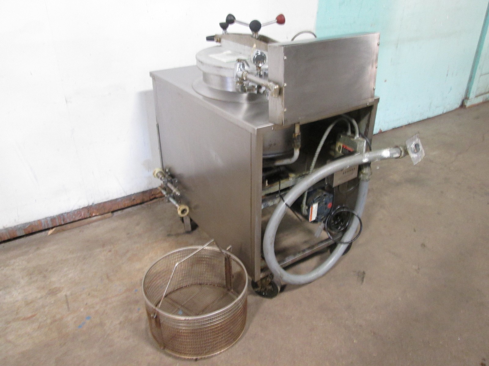 "B K I FKMFC" COMMERCIAL HD LARGE CAPACITY 208V 3Ph ELECTRIC