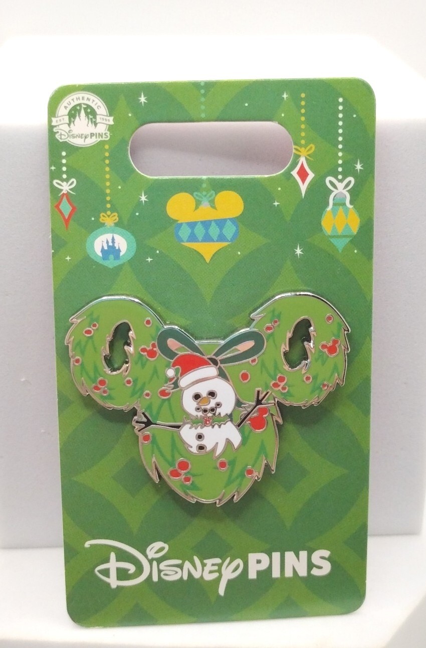 Authentic Disney Mickey Mouse Head Wreath Snowman Holiday Christmas Collect Pin