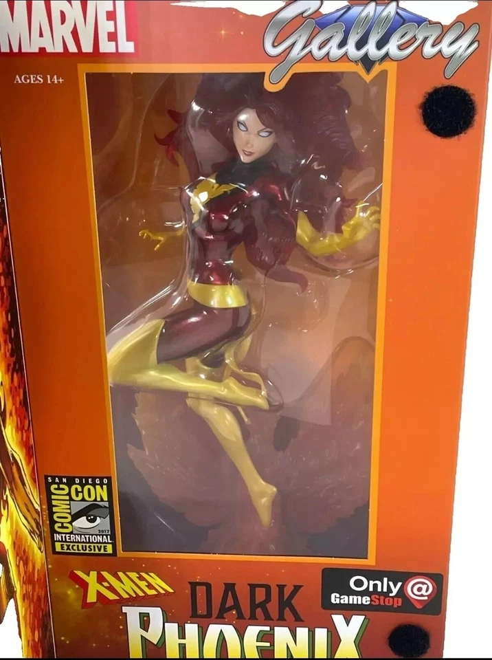 Dark Phoenix - Jean Grey Marvel Gallery, Diorama SDCC 2017 Exclusive 1 of 6000 - Image 3 of 4
