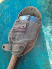 Vintage WWII Military U.S. WOOD 1940's Army Trench Foxhole Pit Folding Shovel