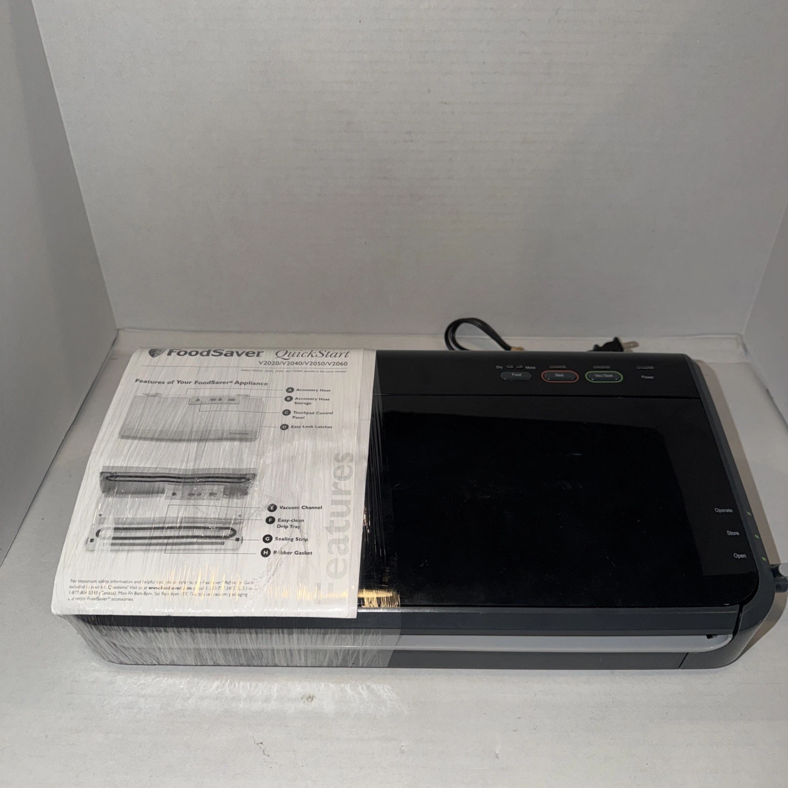 FoodSaver Vacuum Sealing System Model FM2900