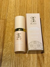 Colour Changing Foundation SPF 50 , 4-in-1 Hydrating Liquid Medium Spectrum