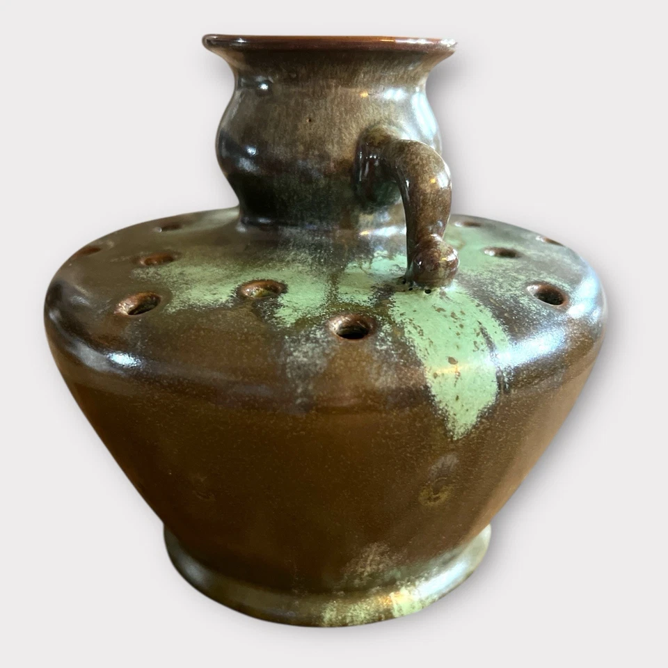 Antique 1927 Selden Bybee Frog Vase Pottery Shades Of Green Signed 540 Rare 6” - Image 2 of 4