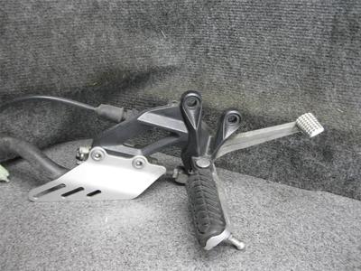 09 Kawasaki Ninja ZX14 ZX-14 Right Driver Peg & Bracket 31L | eBay
