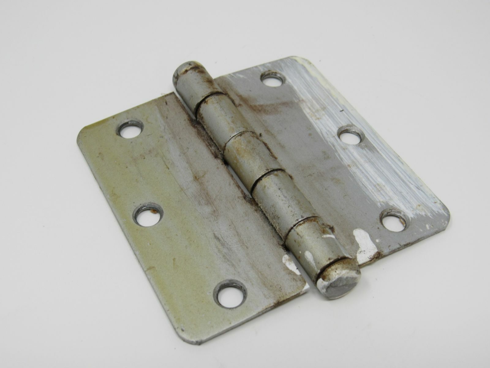 Standard Door Hinge 3-1/2-in Satin Nickel 3 Holes Rounded Corners