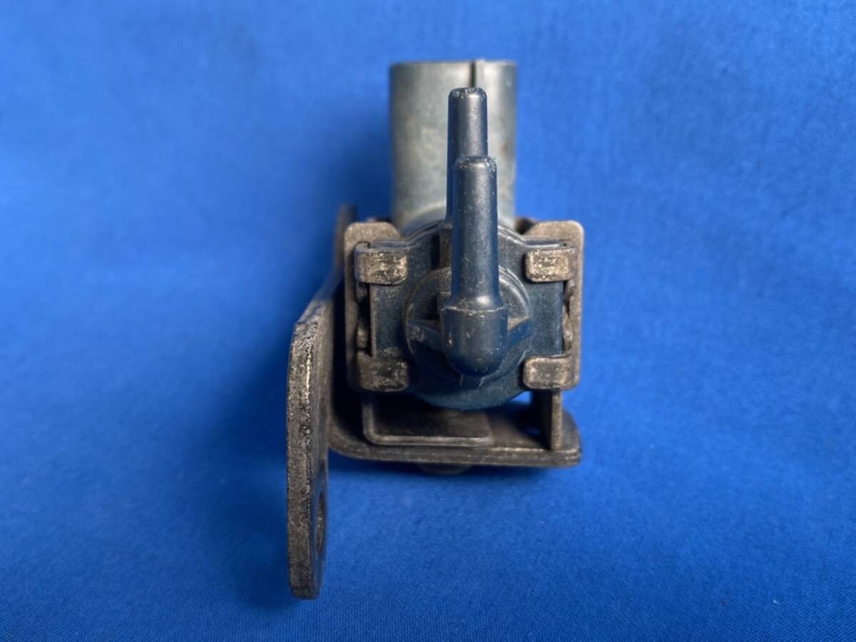 Toyota AE86 Vacuum Switching Valve 90910-12144 OEM 1 week to