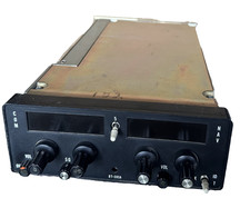 Cessna RT 385A Nav/Comm Black Face With Tray