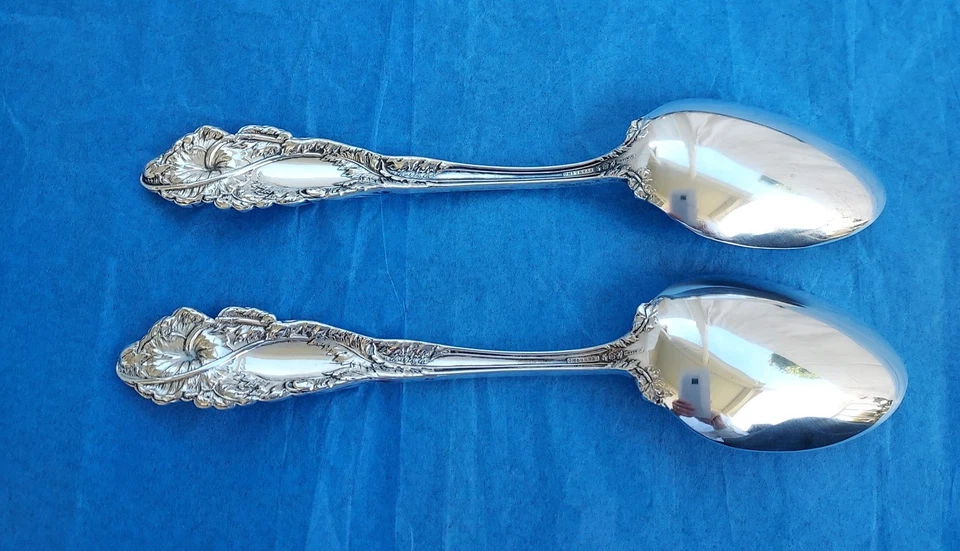 Par de colheres de sopa ovais de prata esterlina desarmadas Love 5,1 toz: por Reed & Barton - Imagem 3 de 4