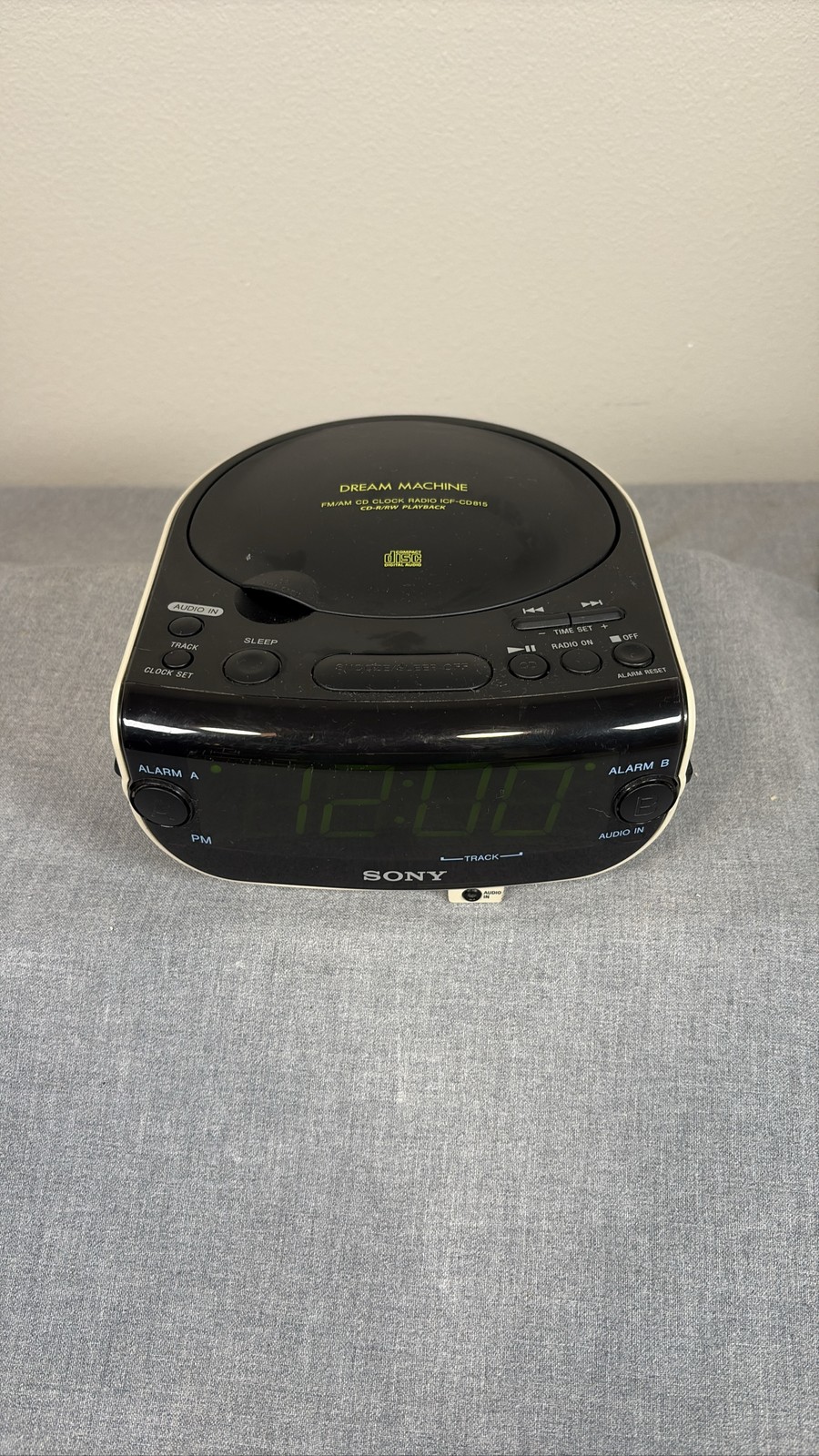 Sony Dream Machine ICF-CD815 FM/AM CD Dual Alarm Clock Radio