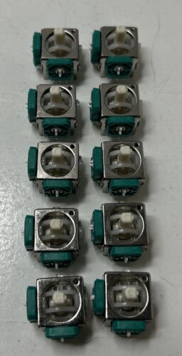 10x Analog Joystick Stick Switch Replacement for Nintendo GameCube Controller - Picture 1 of 8