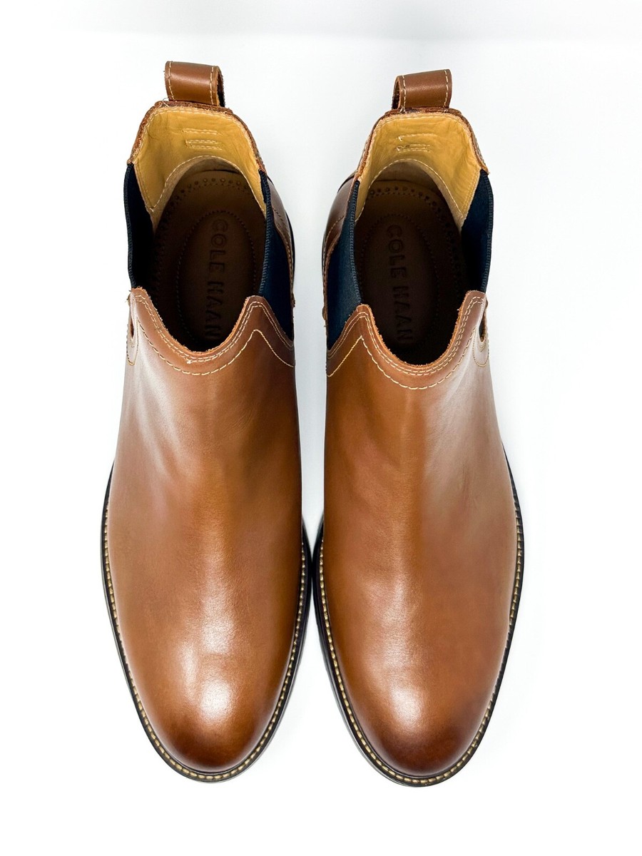 Cole Haan Men display picture 1