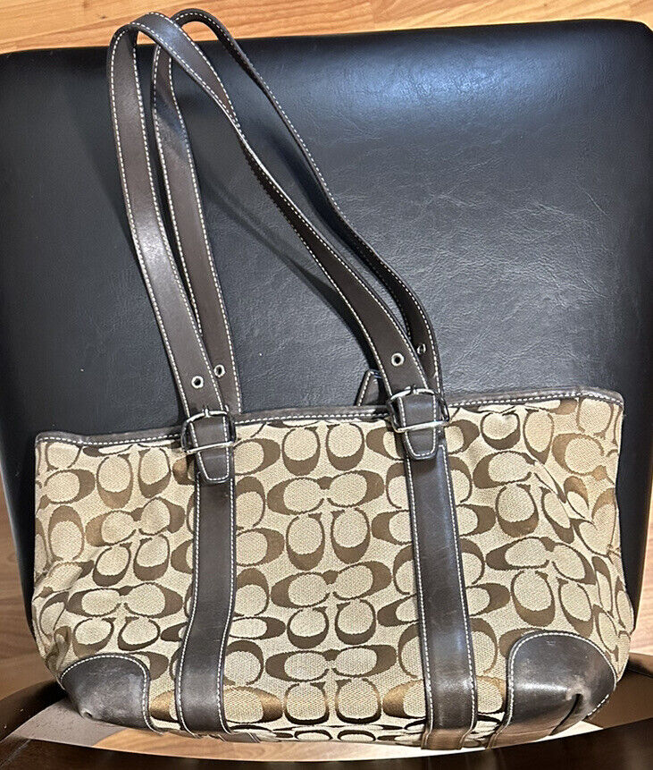 AUTHENTIC COACH Signature Brown Canvas Leather B065-6042 AUTHENTIC COACH Signature Brown Canvas Leather B065-6042