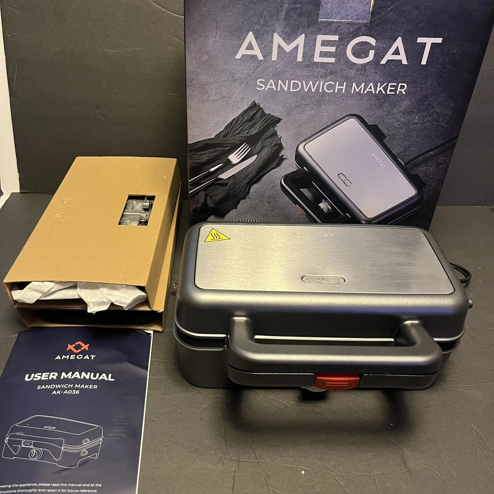 3-in-1 Sandwich Waffle Panini Press 1200W Non-stick Coat - Amegat AK-AO36