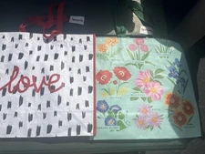 Lot Of Two TJ MAXX  REUSABLE SHOPPING TRAVEL TOTE BAGS Floral Love As Shown