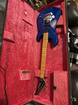 #ad 1980’s Peavey Tracer With Gamp;R Hard Case Made in the USA $549.99