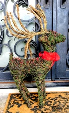 Christmas Wicker Standing Sparkling Golden Horns Rattan Berries 31" Reindeer EUC