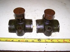 FULLER JOHNSON N 3hp Hit Miss Gas Engine Main Bearing Caps Steam Magneto 2N4