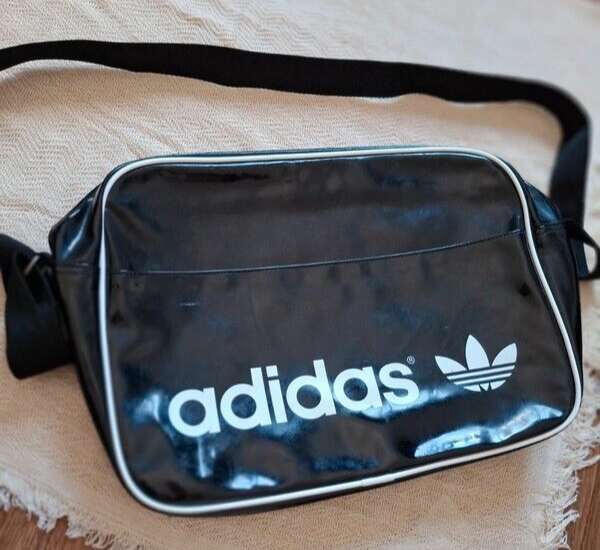 Adidas Originals Unisex Messenger Bag Black Trefoil Logo