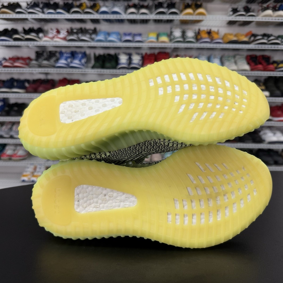 ブ*ロ様 adidas YEEZY BOOST 350 V2 FW5191 美品 s-l400.jpg