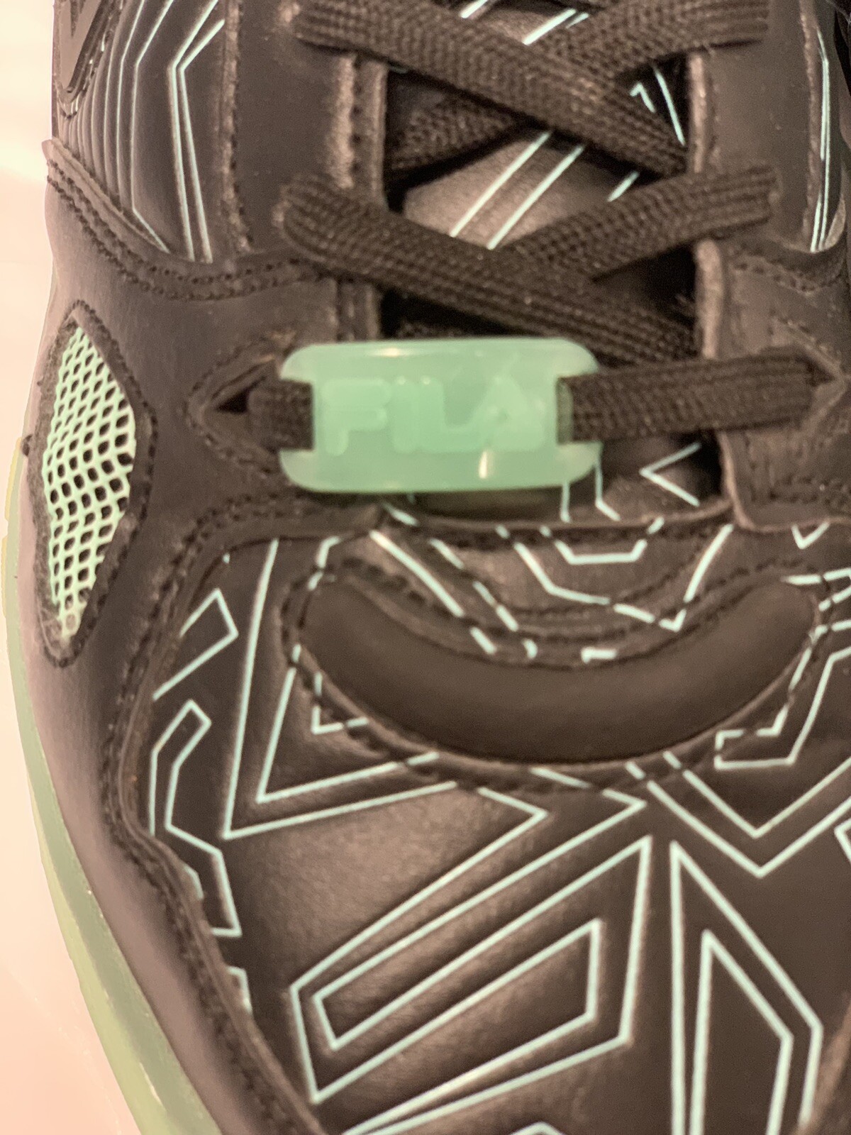 fila teratach 600 glow in the dark