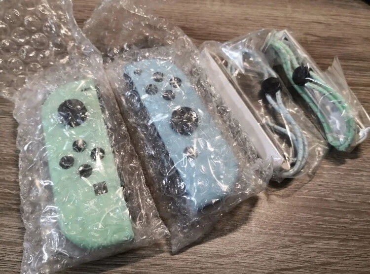 Nintendo Switch Animal Crossing joy Con L R and straps limited JAPAN