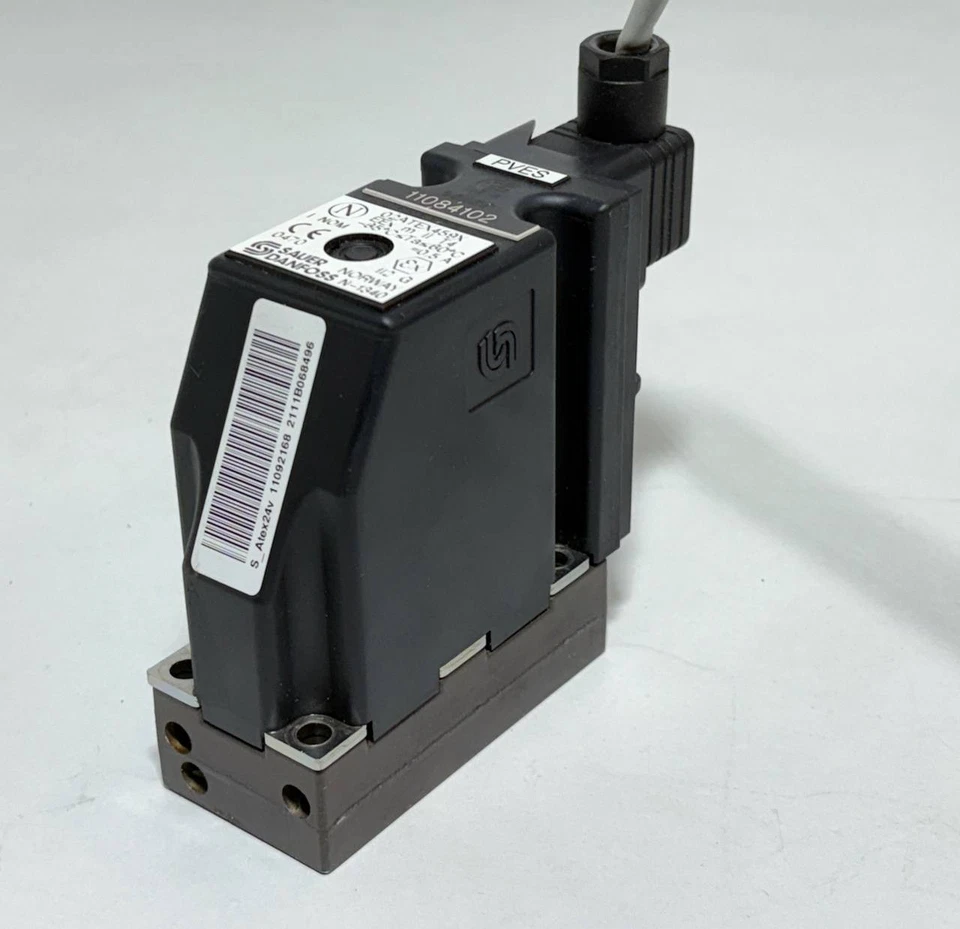 Sauer-Danfoss 11084102 PVES Actuation - Image 2 of 4