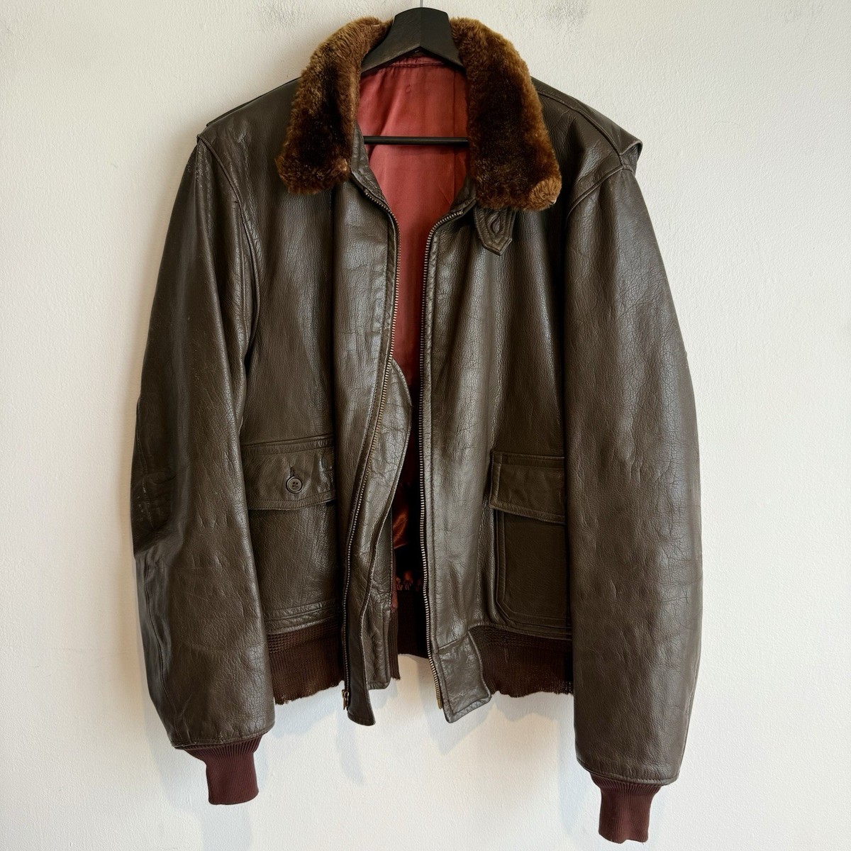 Original WWII US Navy M-422a Leather Flight Jacket X-Large Size 44