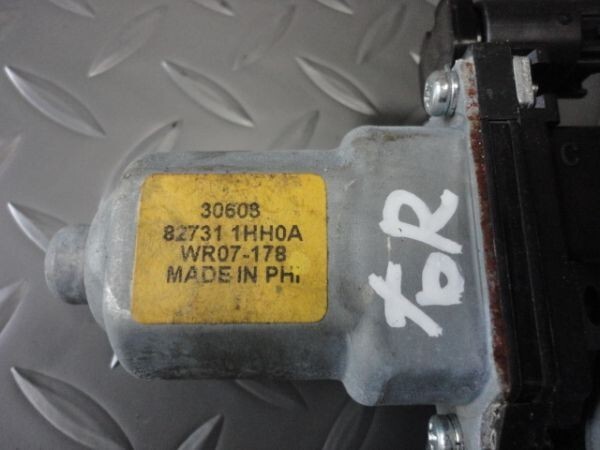 NISSAN NOTE E12 Genuine Power Window Regulator w/Motor Rear RH