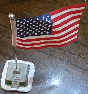 7¾'' Lemax American Flagpole Stone Base Stairs Christmas Snow Village Vintage 90s