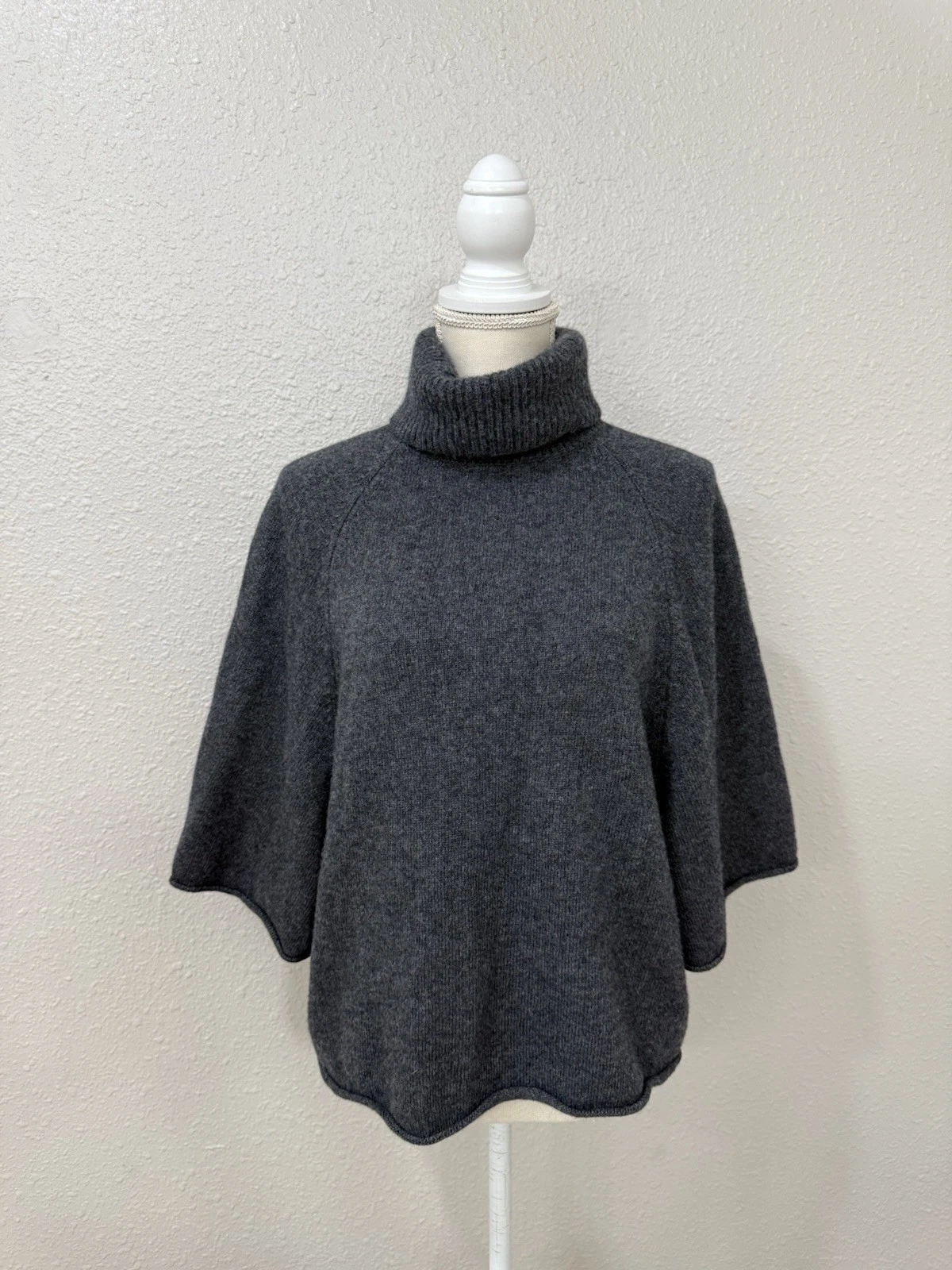 Harper Lane Wool Cashmere Turtleneck Sweater Poncho Size M-L