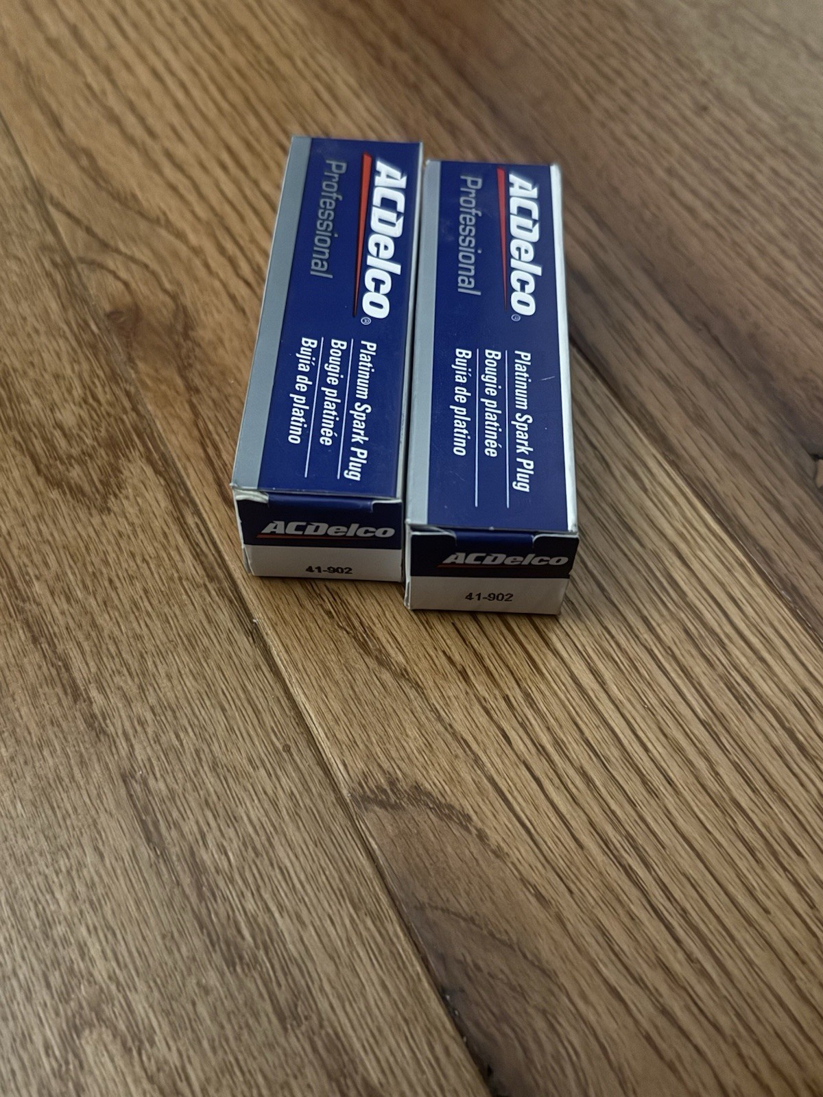 2 New AC DELCO Platinum Spark Plugs 41-902