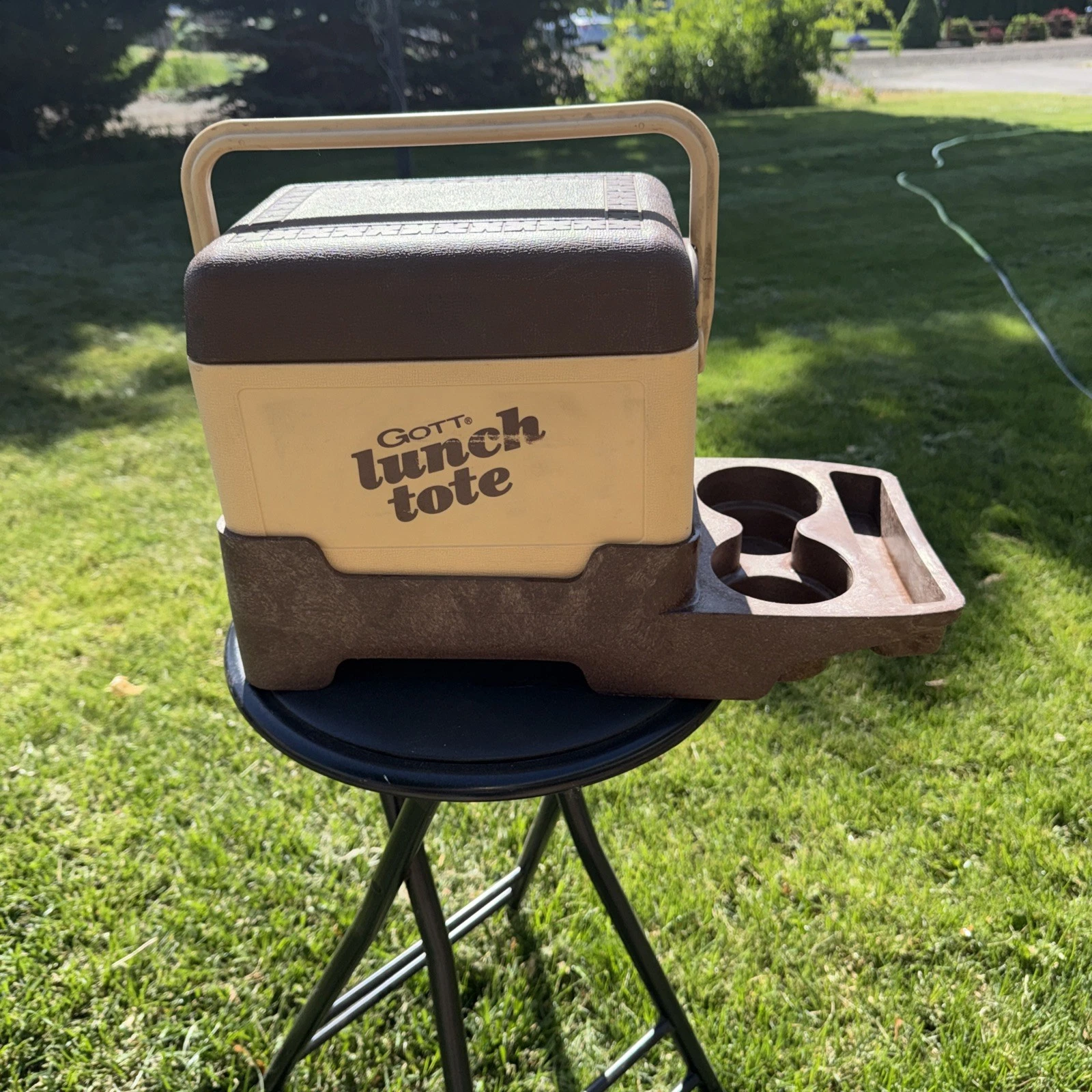 Gott Lunch Tote Console Cooler Drink Holders Vintage Six Pack Lunchbox Ice Chest
Opens in a new wind