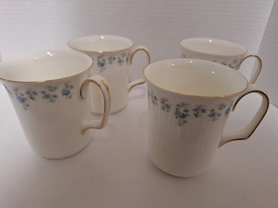 4 Royal Albert MEMORY LANE Blue Floral Mug/Cup Gold Trim