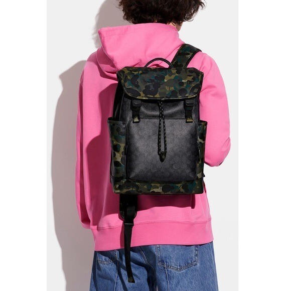 Coach ranchers back pack retails for $650 Coach is selling a $650 leather backpack for only $199  main image 3