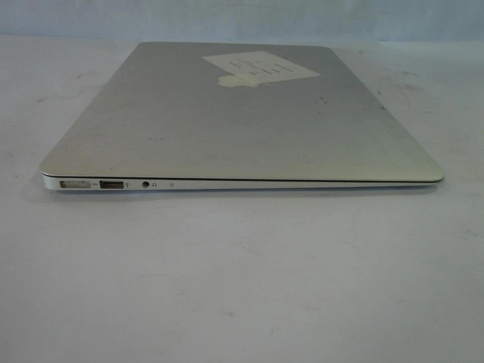 Apple MacBook Air A1466 (Mid-2012) 13'  Core i5-3427U 1.80GHz 4GB No SSD (J325) - Image 4 of 4