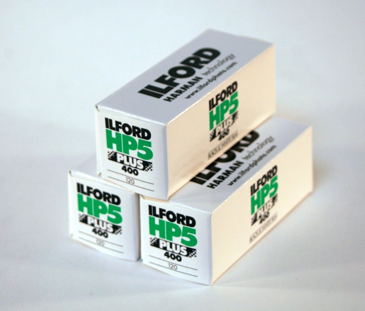 Ilford HP5 Plus 400 120 Film Roll (3 Rolls, Size 120, ISO400