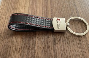 Brelok Sline Brelok Skóra Metal Samochód Prezent Urodziny Carbon