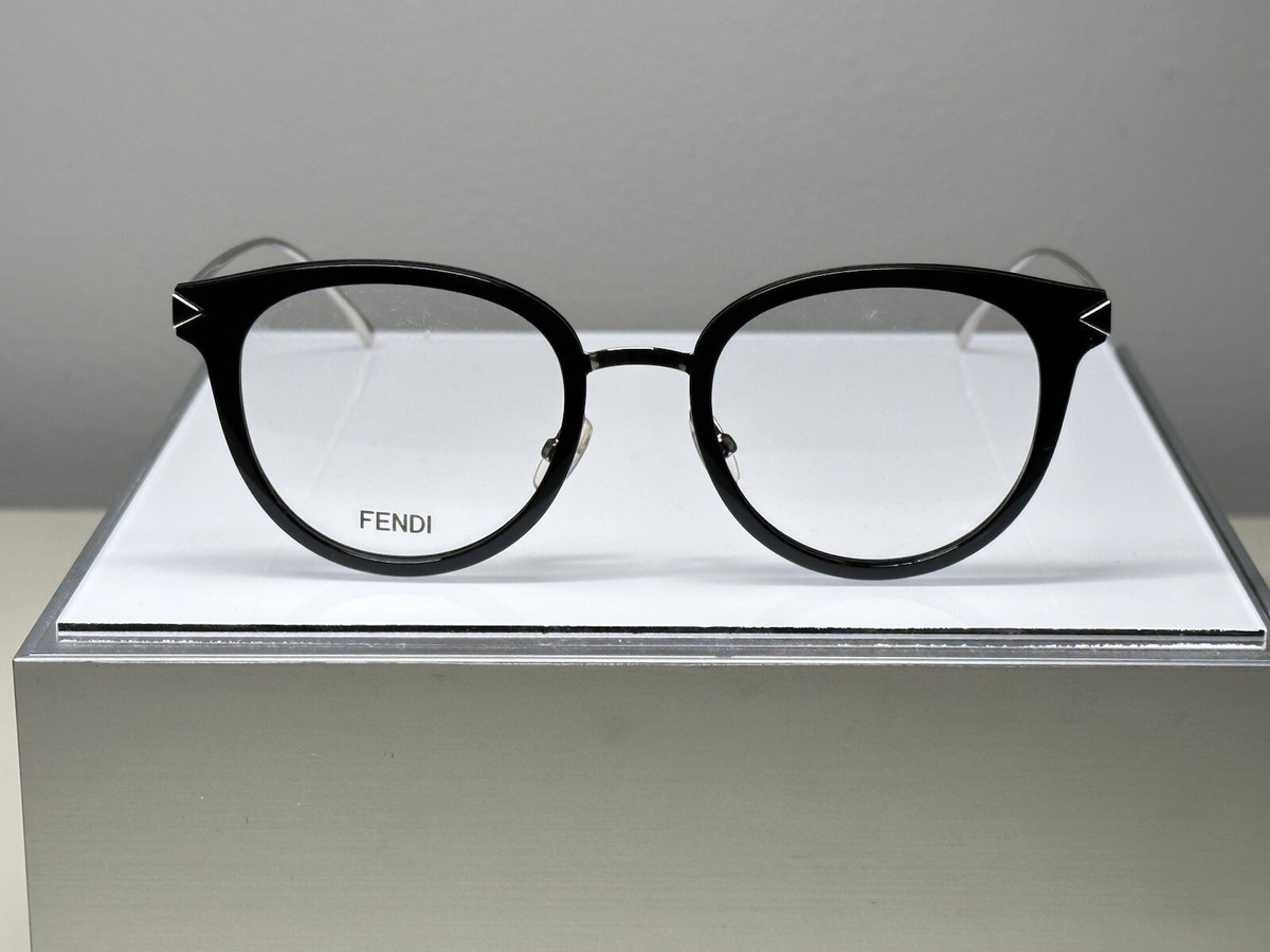 AUTHENTIC Fendi Black and Silver Eyewear Authentic Fendi Black Frame Sunglasses FS371 – Paris Station  main image 4