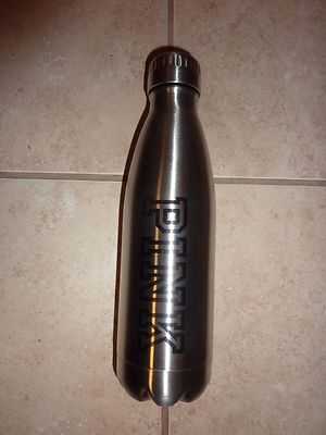 VICTORIAS SECRET PINK ''PINK'' 17oz STASINLESS STEEL ''PINK'' WATER BOTTLE NWT