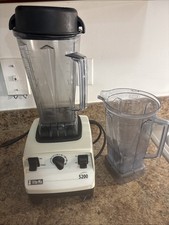 Vitamix 5200 Speed Blender With 2 -64 OZ Cont...